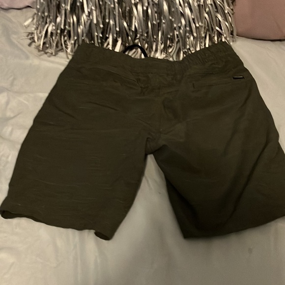 Boys size 12 youth volcom shorts - Picture 2 of 4